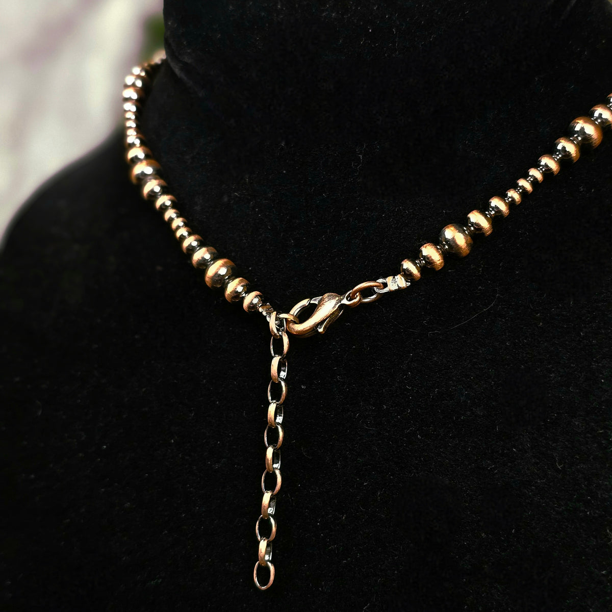 18in. Navajo Pearl Bow Necklace w/ Copper