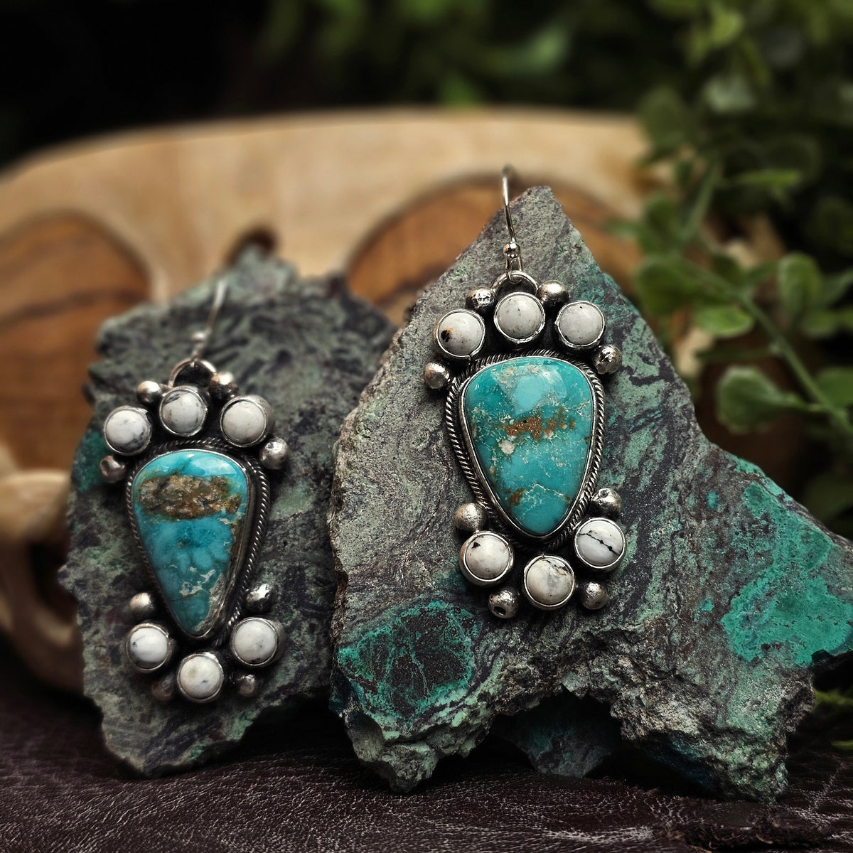 Dry Creek Turquoise Set w/ White Buffalo
