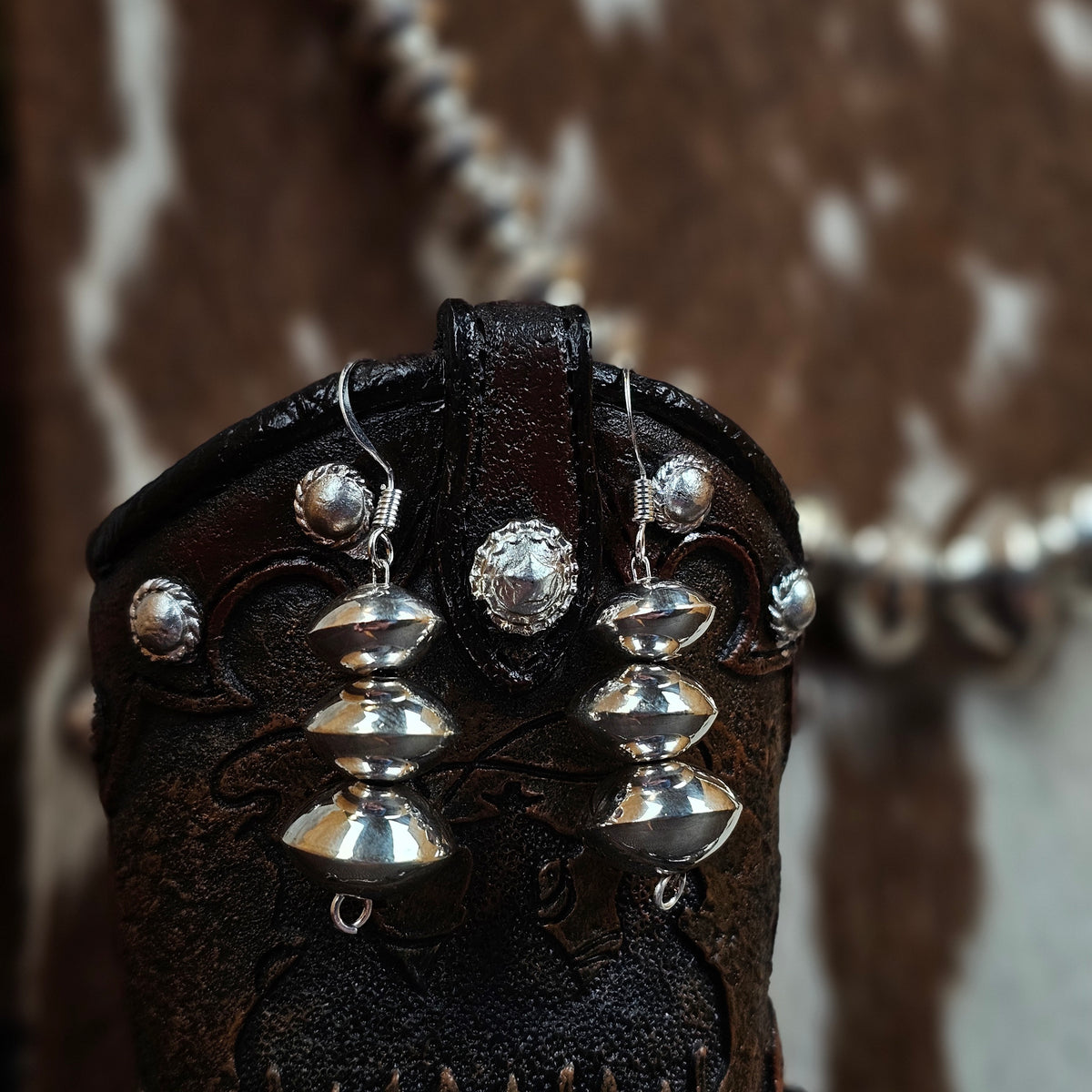 Navajo Pearl Set w/ Handmade Bench Beads