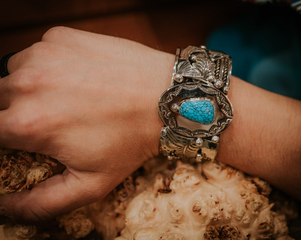 Kingman Web Turquoise Bracelet