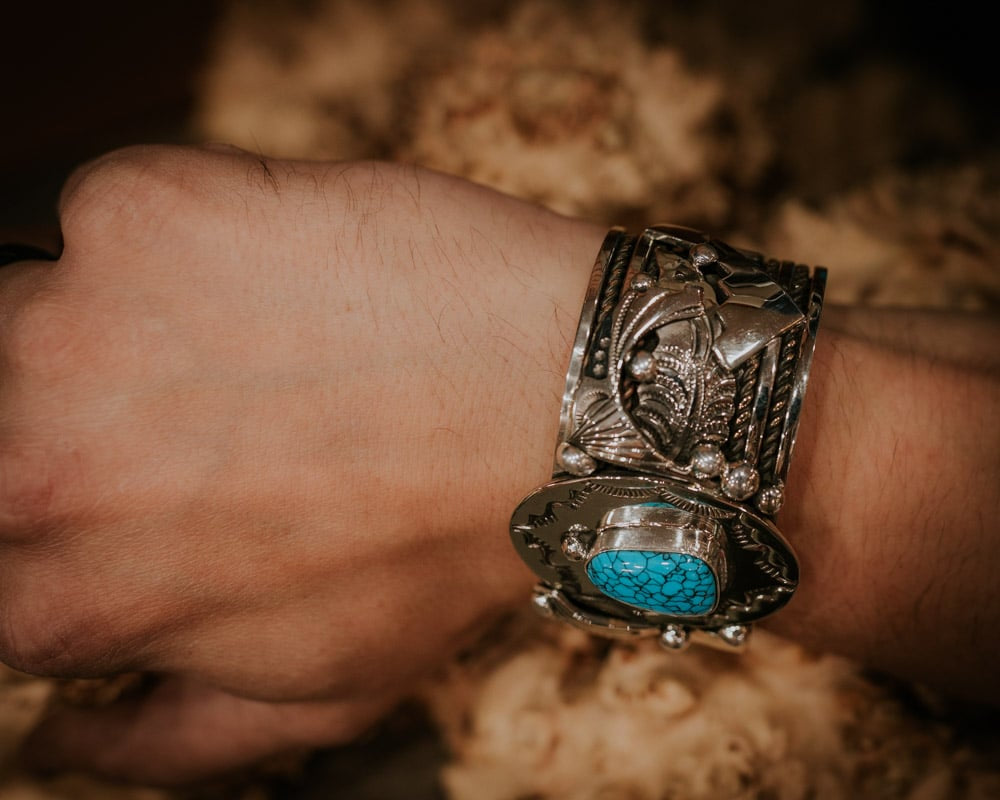 Kingman Web Turquoise Bracelet