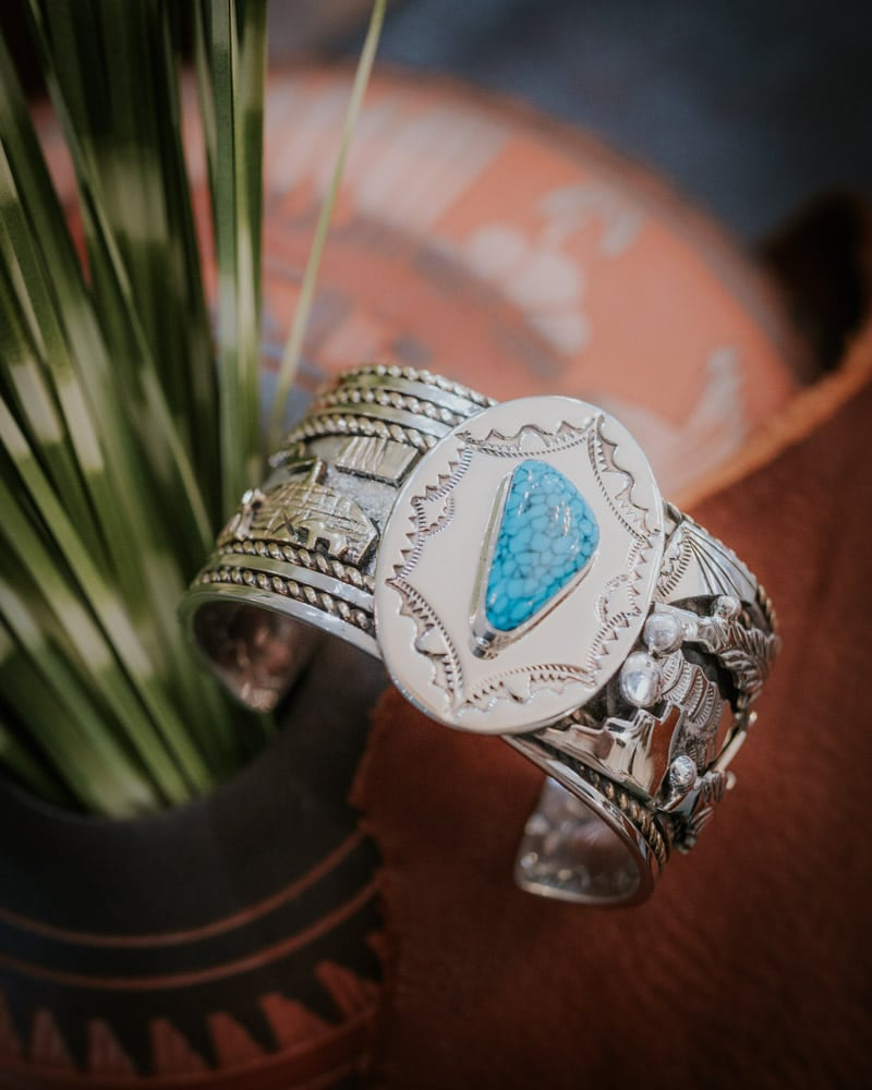 Kingman Web Turquoise Bracelet