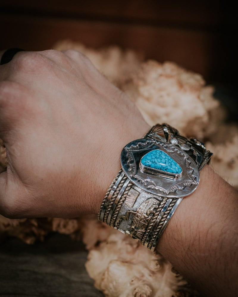 Kingman Web Turquoise Bracelet