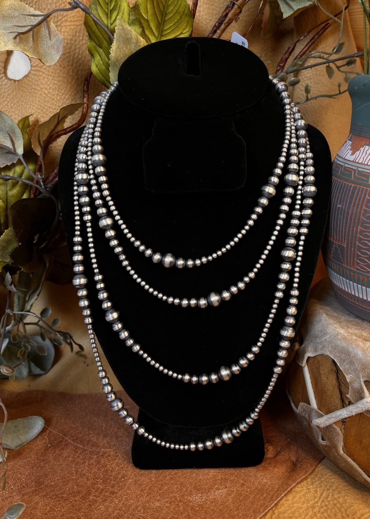 16 IN Dakota Round Navajo Pearl Necklace